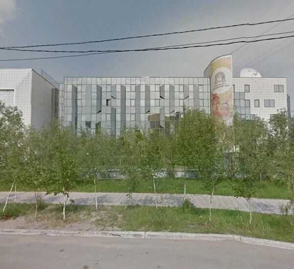 Банкомат Восточного Экспресс Банка по адресу ул. Кирова,  д. 12